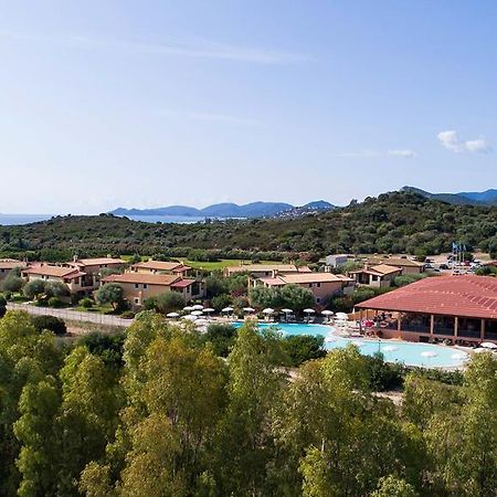 Marina Rey Beach Resort Costa Rei Ngoại thất bức ảnh