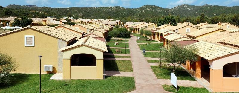 Marina Rey Beach Resort Costa Rei Ngoại thất bức ảnh