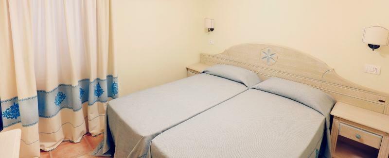 Marina Rey Beach Resort Costa Rei Ngoại thất bức ảnh